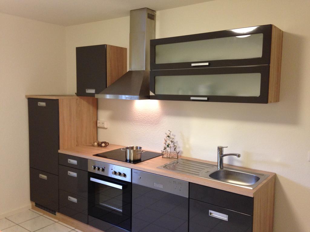 Hotel Astra ראסטאט מראה חיצוני תמונה